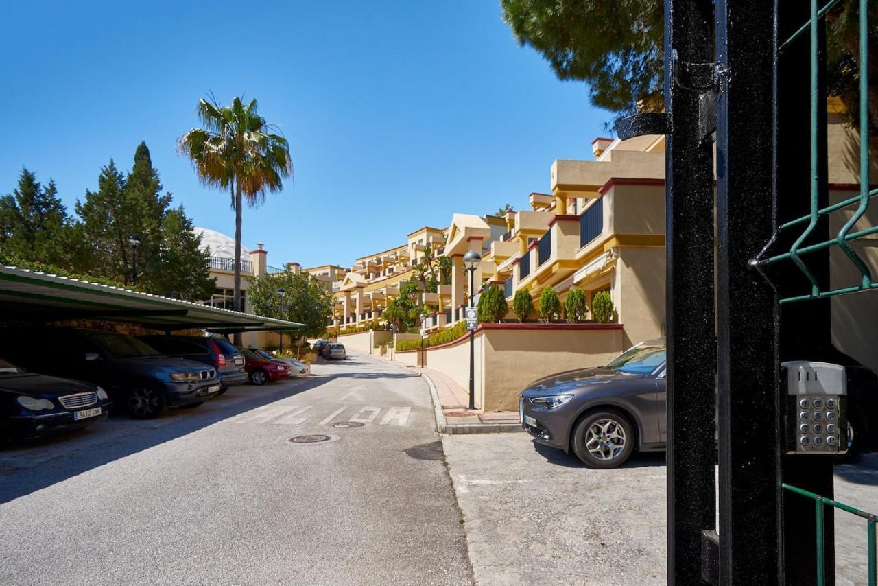Oleholidays 325 Romana Playa Vistas Al Mar Marbella Eksteriør billede